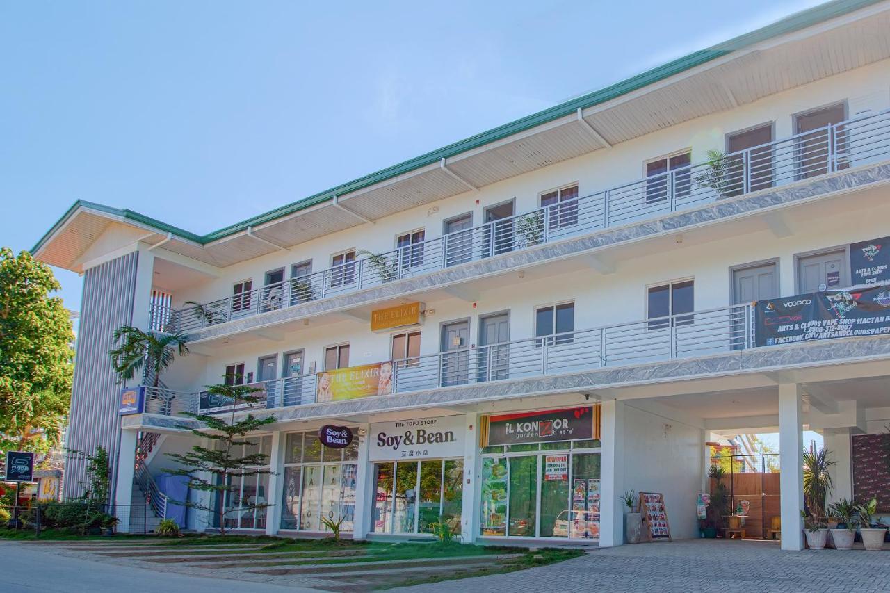 Oyo 778 Fat J Apartelle Hotel Cebu Exterior photo